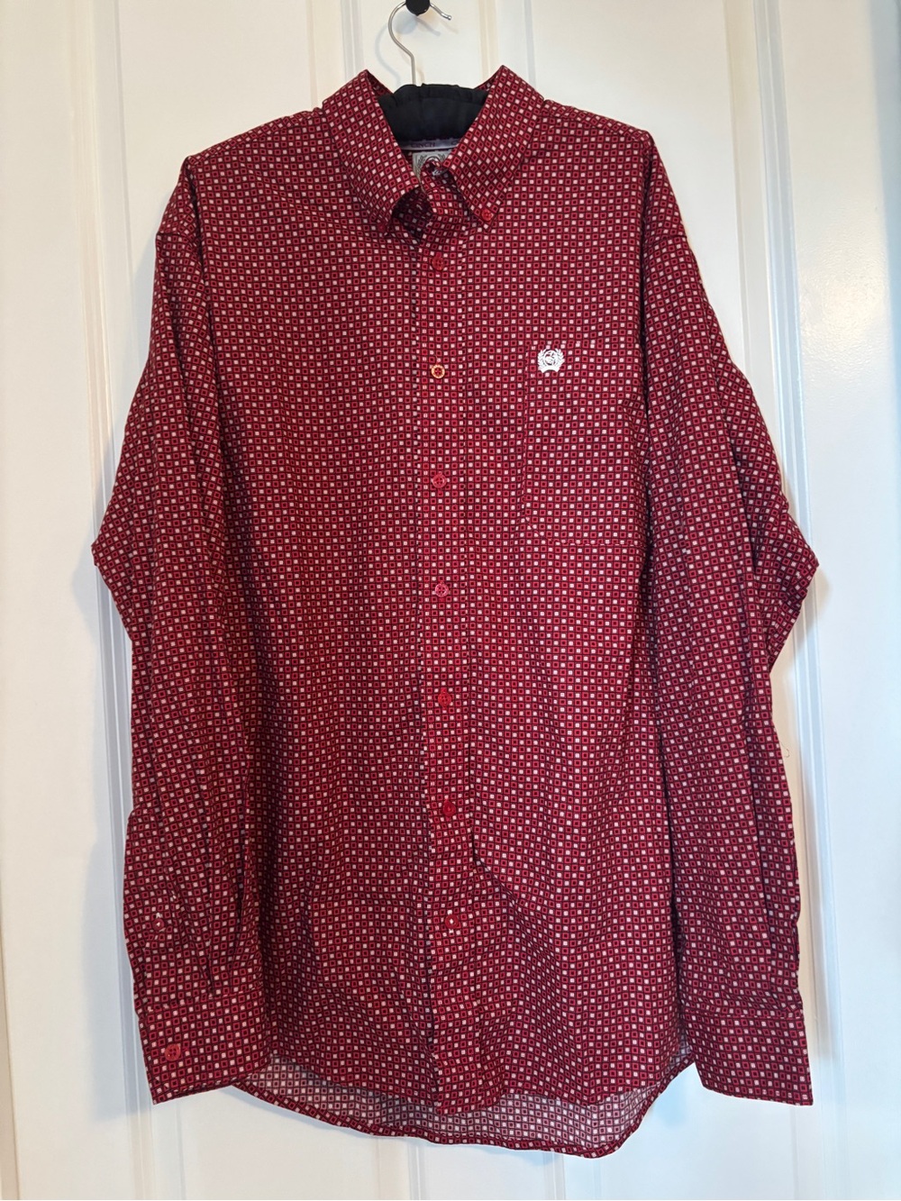 Cinch - Men's Burgundy Geometric Button-Down Shirt.  Size M. Western Wear!!
